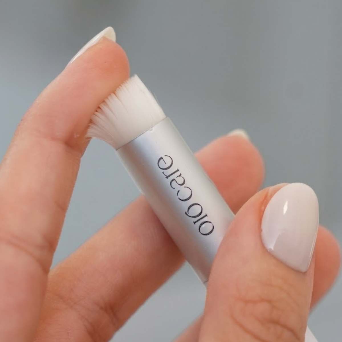 Oió Brush